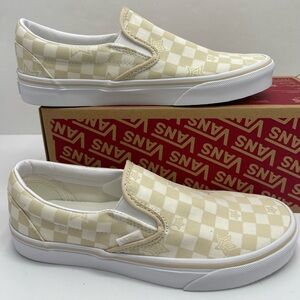 Vans WMNS Classic Slip-On
Checkerboard Stars Tan
VN000CT5JM9 Sneakers
